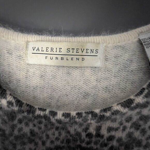 VTG VALERIE STEVENS Animal Print Sweater Sz M Fuzzy Lambswool Rabbit Hair - Picture 3 of 6